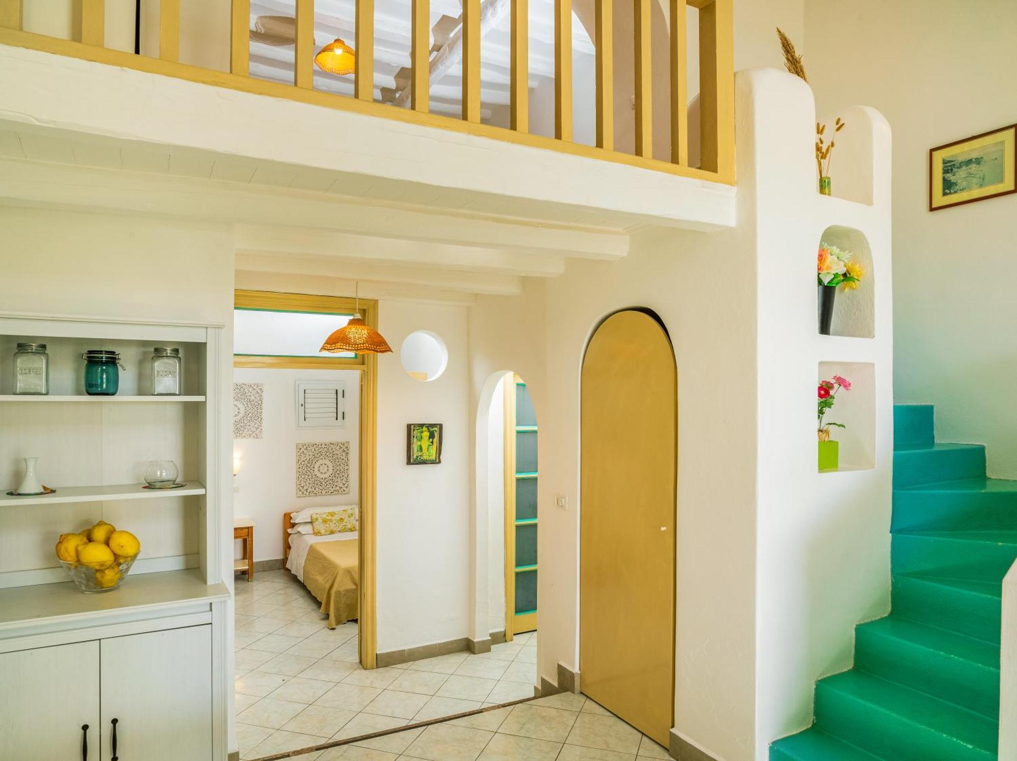 Villa Ginestra Sulla Spiaggia Di Стромболи Екстериор снимка